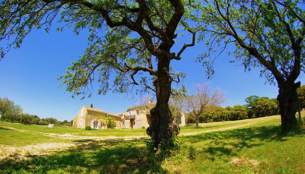 La Rivayne Acomodação com café da manhã Lourmarin Exterior foto